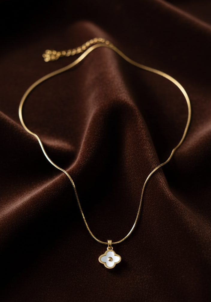Collar trébol Van Cleef $AI$ 18k resistente agua, colgante flor nácar blanco, imitación lujo asequible, joya baño oro, acero inoxidable de calidad.